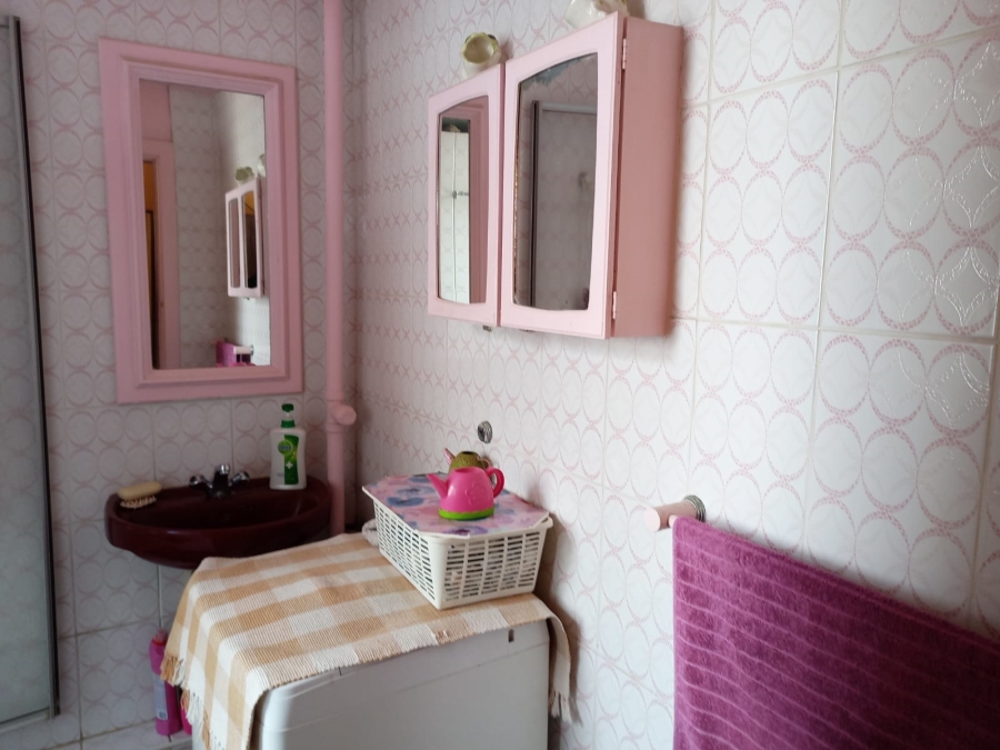 1 Bedroom Property for Sale in North Beach KwaZulu-Natal