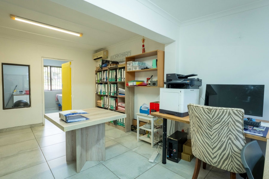 Commercial Property for Sale in Kloof KwaZulu-Natal