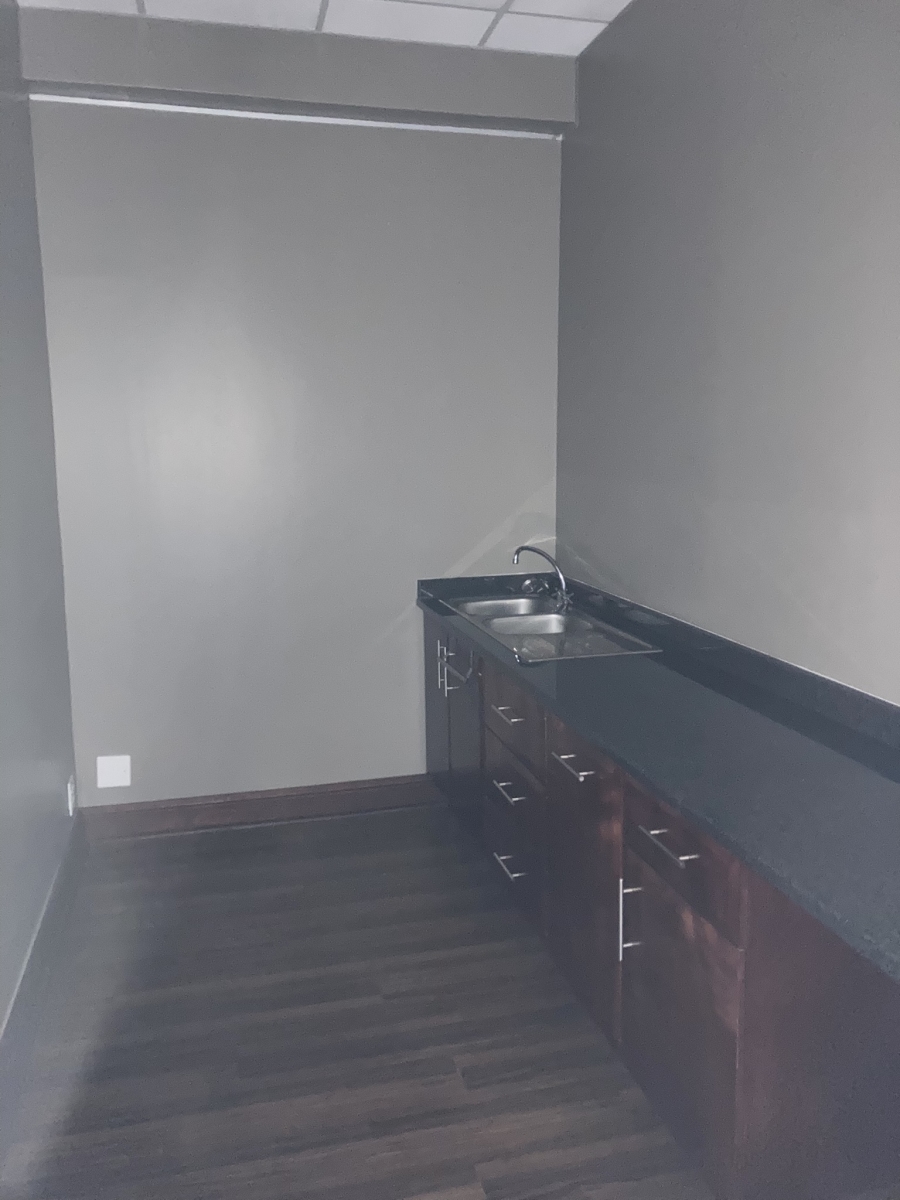 Commercial Property for Sale in Kloof KwaZulu-Natal