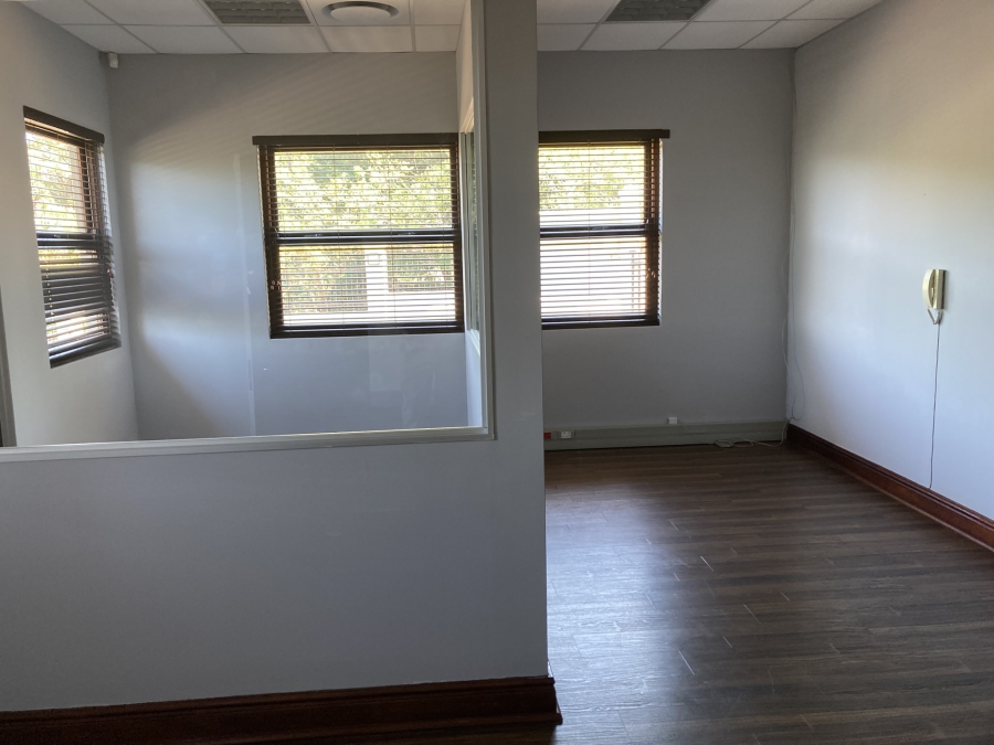 Commercial Property for Sale in Kloof KwaZulu-Natal