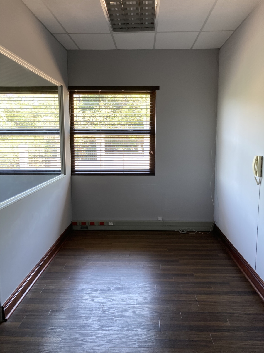 Commercial Property for Sale in Kloof KwaZulu-Natal