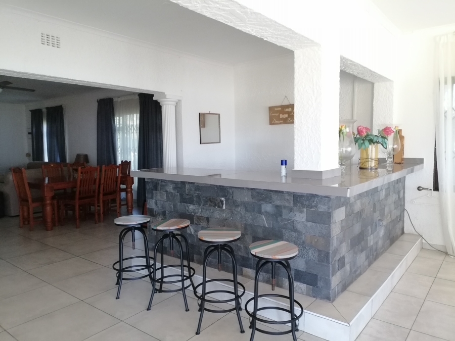 4 Bedroom Property for Sale in Hibberdene KwaZulu-Natal