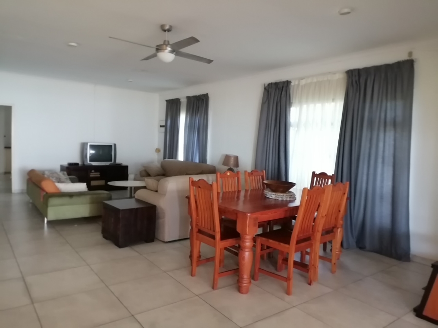4 Bedroom Property for Sale in Hibberdene KwaZulu-Natal