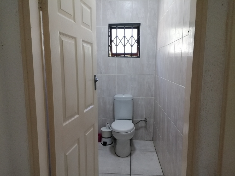 4 Bedroom Property for Sale in Hibberdene KwaZulu-Natal