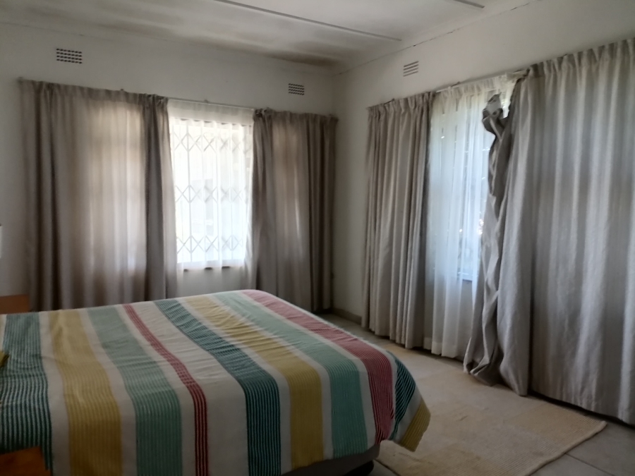 4 Bedroom Property for Sale in Hibberdene KwaZulu-Natal