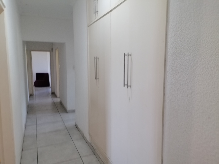 4 Bedroom Property for Sale in Hibberdene KwaZulu-Natal