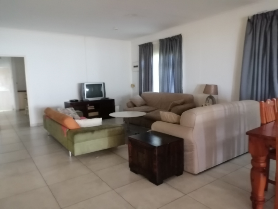 4 Bedroom Property for Sale in Hibberdene KwaZulu-Natal