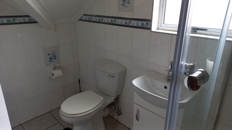 To Let 2 Bedroom Property for Rent in Tuzi Gazi KwaZulu-Natal