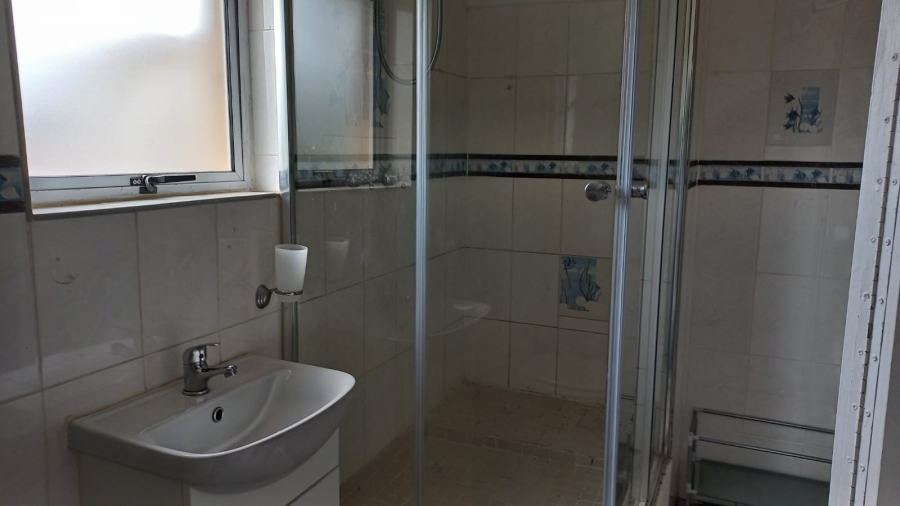 To Let 2 Bedroom Property for Rent in Tuzi Gazi KwaZulu-Natal