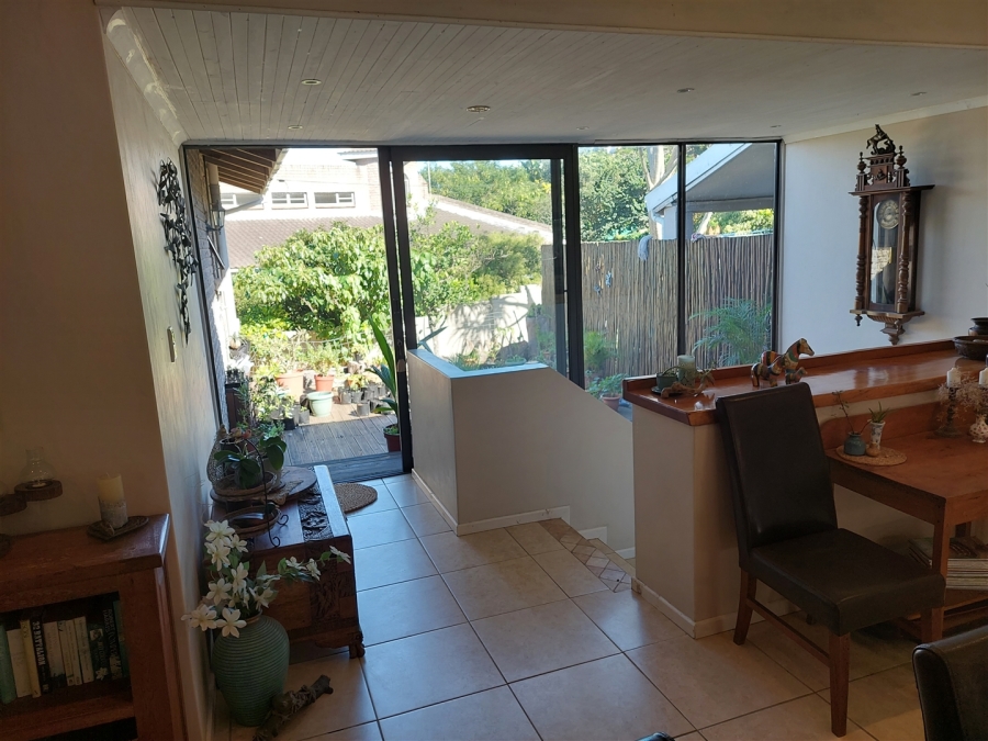 6 Bedroom Property for Sale in Zinkwazi Beach KwaZulu-Natal