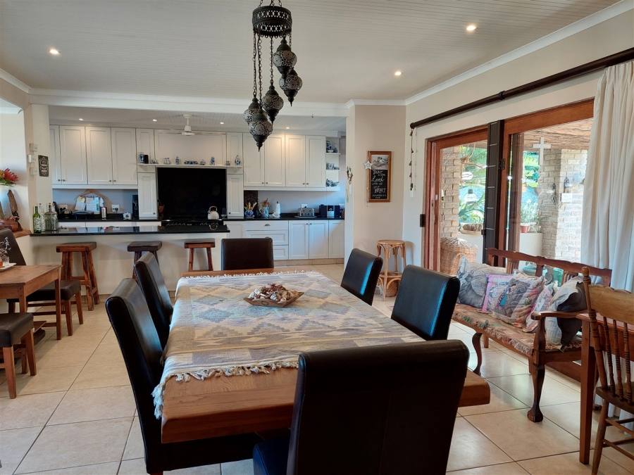 6 Bedroom Property for Sale in Zinkwazi Beach KwaZulu-Natal