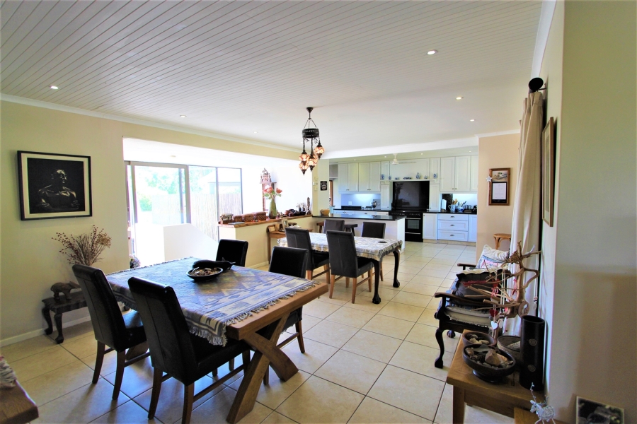 6 Bedroom Property for Sale in Zinkwazi Beach KwaZulu-Natal