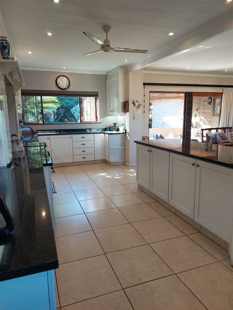 6 Bedroom Property for Sale in Zinkwazi Beach KwaZulu-Natal