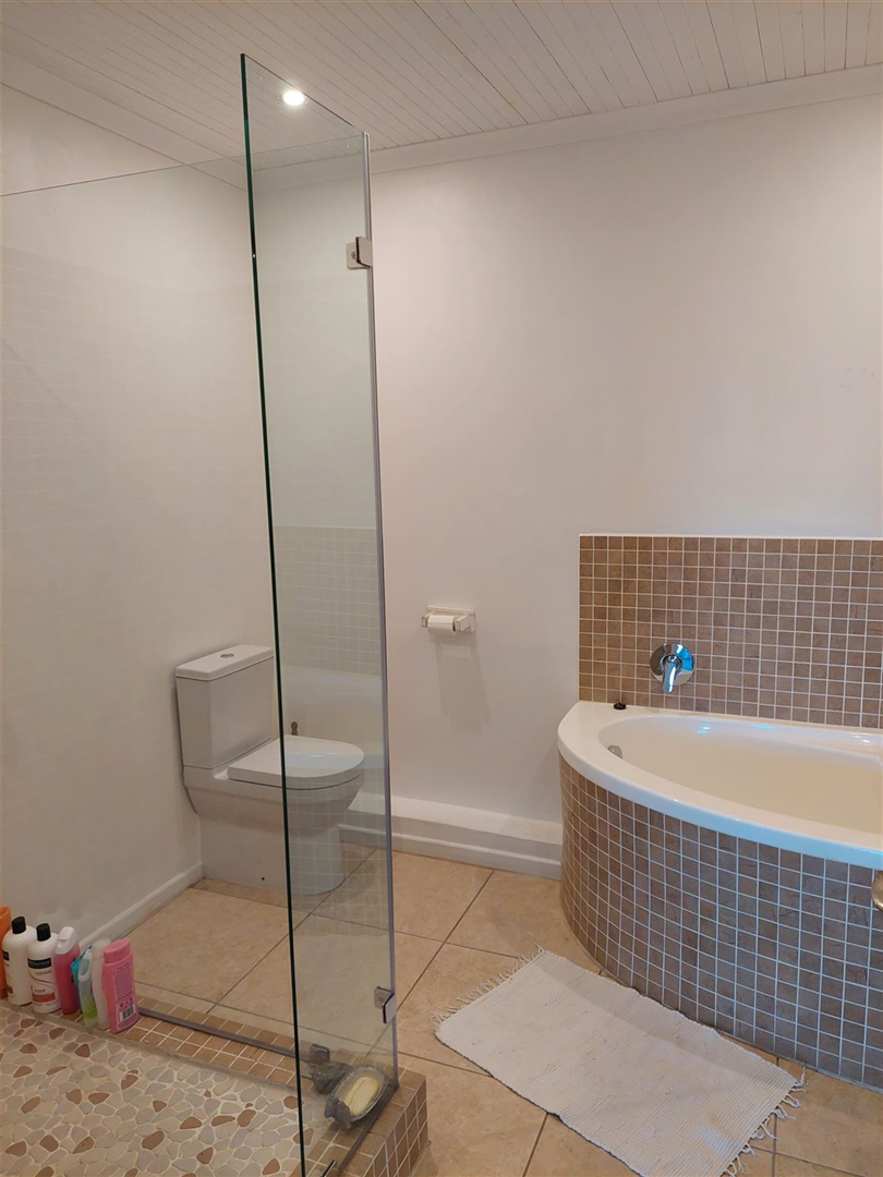 6 Bedroom Property for Sale in Zinkwazi Beach KwaZulu-Natal