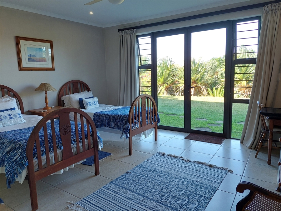 6 Bedroom Property for Sale in Zinkwazi Beach KwaZulu-Natal