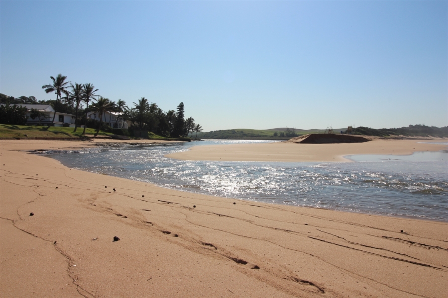 6 Bedroom Property for Sale in Zinkwazi Beach KwaZulu-Natal