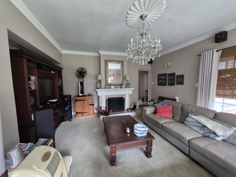 5 Bedroom Property for Sale in Oak Park KwaZulu-Natal