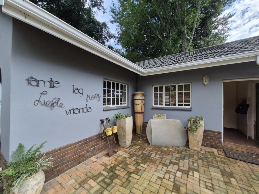 5 Bedroom Property for Sale in Oak Park KwaZulu-Natal