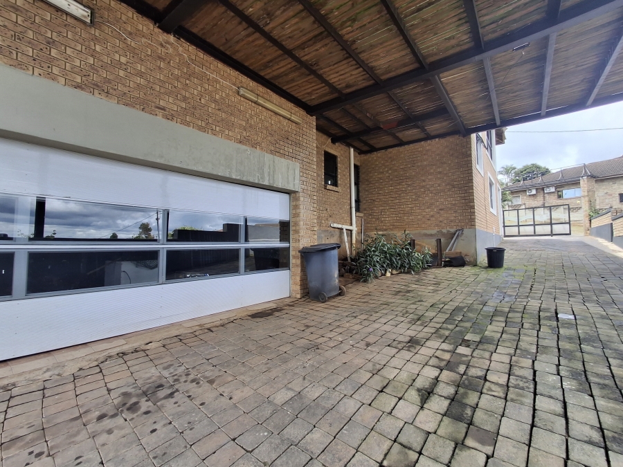 4 Bedroom Property for Sale in Raisethorpe KwaZulu-Natal