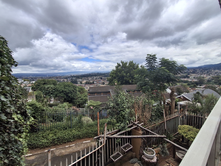 4 Bedroom Property for Sale in Raisethorpe KwaZulu-Natal