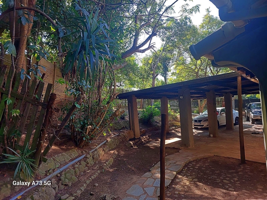 4 Bedroom Property for Sale in Amanzimtoti KwaZulu-Natal