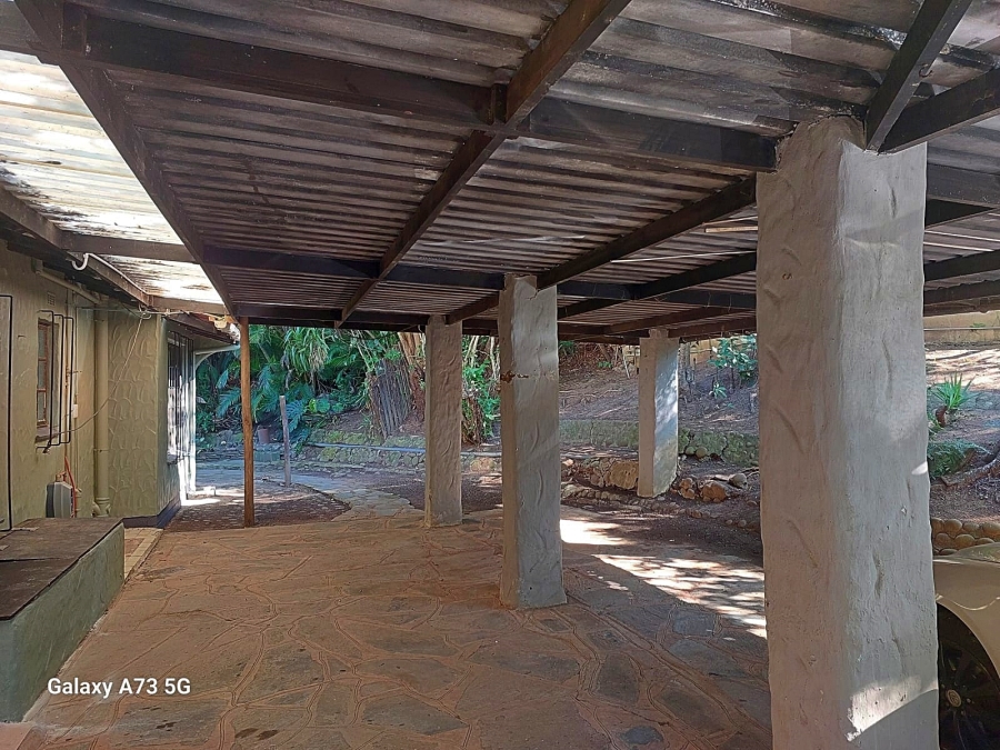 4 Bedroom Property for Sale in Amanzimtoti KwaZulu-Natal