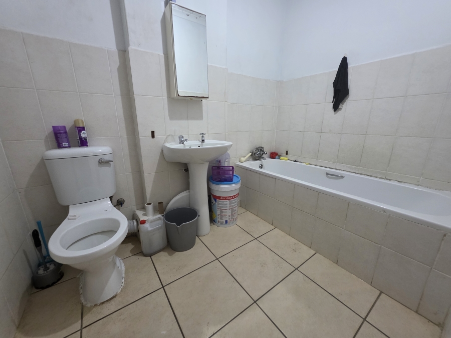 2 Bedroom Property for Sale in Empangeni Central KwaZulu-Natal