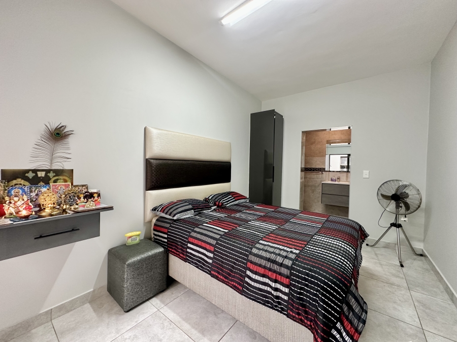 4 Bedroom Property for Sale in Seaward Estate KwaZulu-Natal