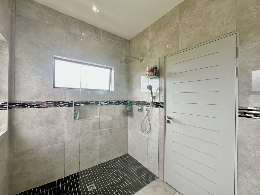 4 Bedroom Property for Sale in Seaward Estate KwaZulu-Natal