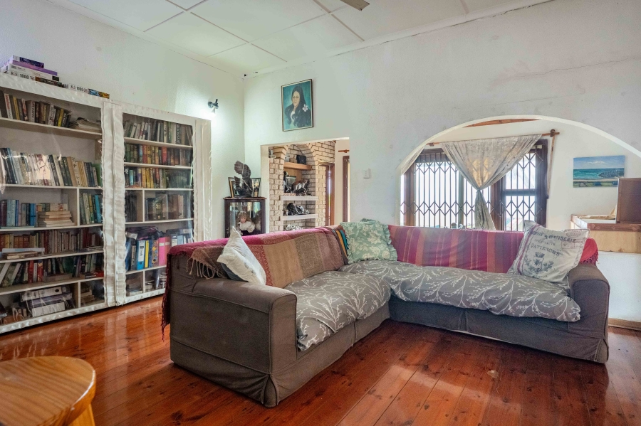 6 Bedroom Property for Sale in Warner Beach KwaZulu-Natal