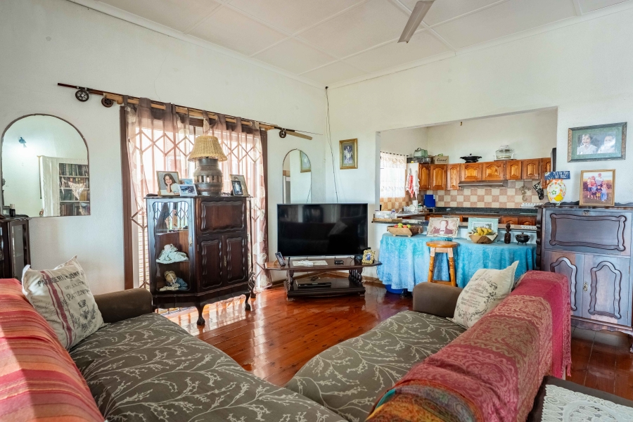 6 Bedroom Property for Sale in Warner Beach KwaZulu-Natal