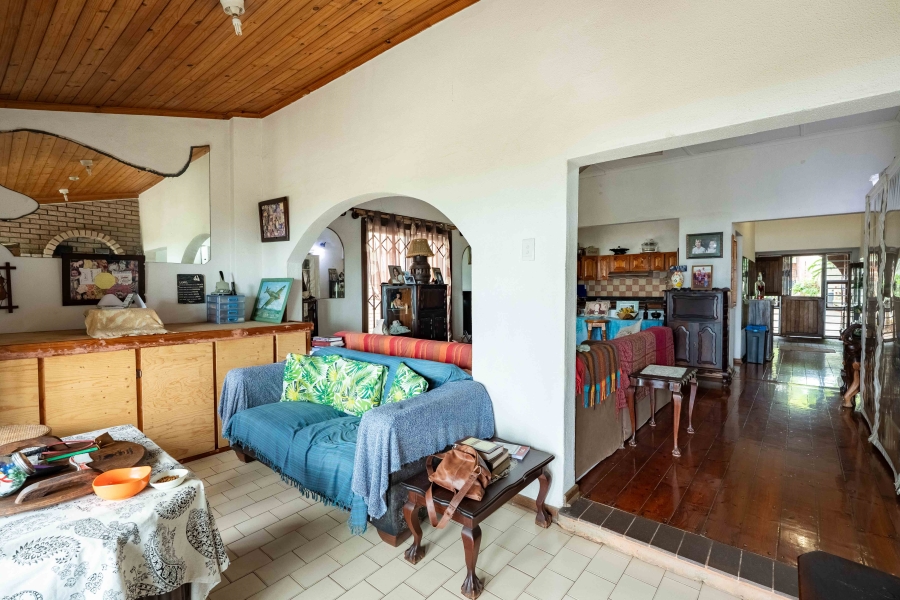 6 Bedroom Property for Sale in Warner Beach KwaZulu-Natal