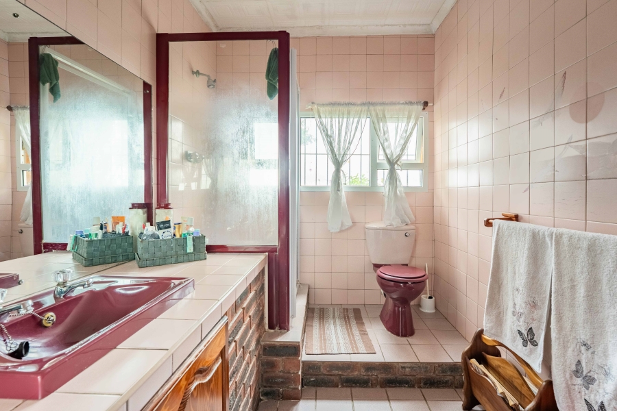 6 Bedroom Property for Sale in Warner Beach KwaZulu-Natal