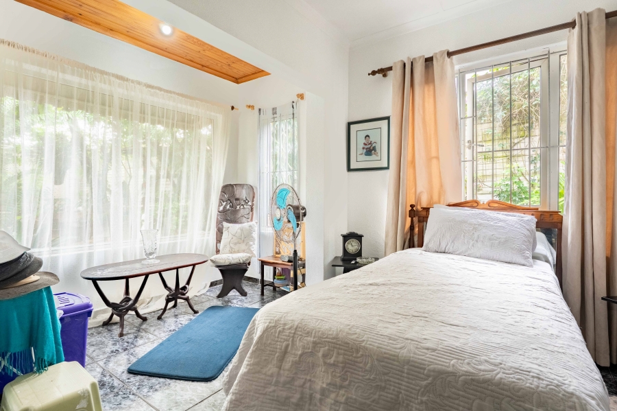 6 Bedroom Property for Sale in Warner Beach KwaZulu-Natal