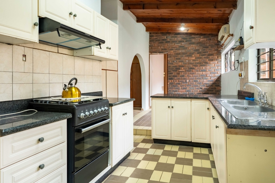 6 Bedroom Property for Sale in Warner Beach KwaZulu-Natal