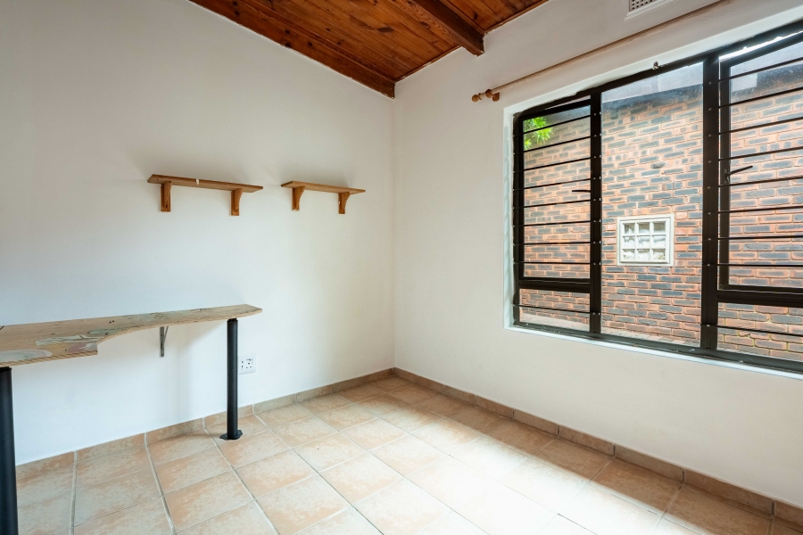 6 Bedroom Property for Sale in Warner Beach KwaZulu-Natal