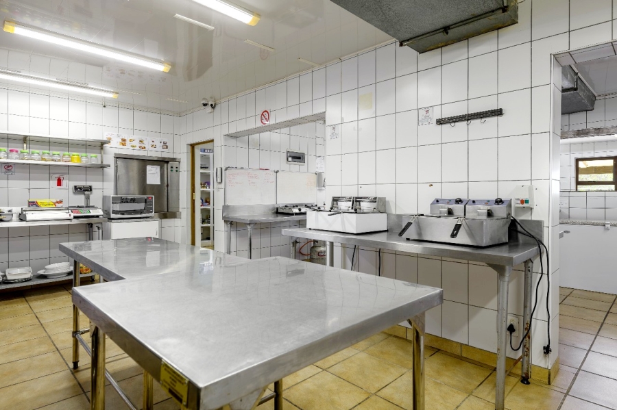 Commercial Property for Sale in Elysium KwaZulu-Natal