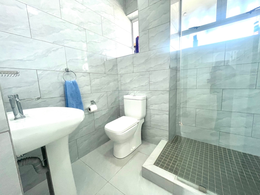 2 Bedroom Property for Sale in North Beach KwaZulu-Natal