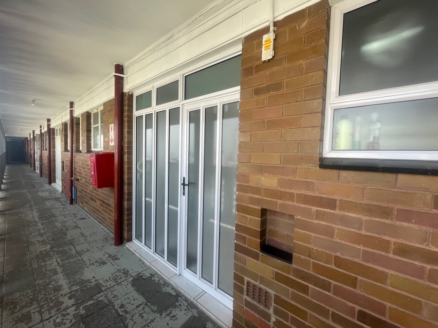 2 Bedroom Property for Sale in North Beach KwaZulu-Natal