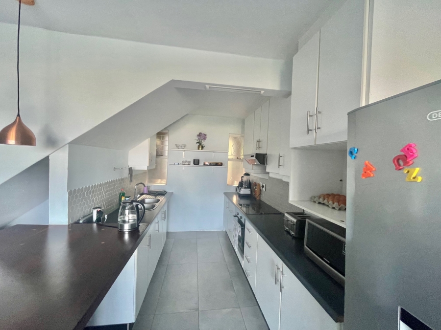 To Let 3 Bedroom Property for Rent in Glenwood KwaZulu-Natal