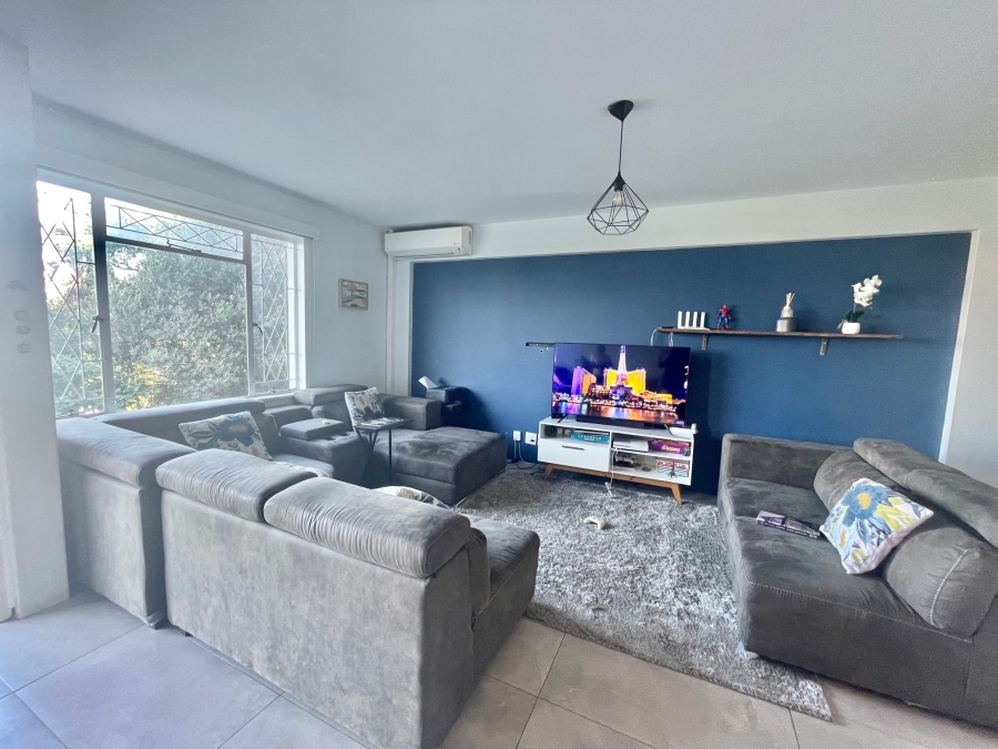 To Let 3 Bedroom Property for Rent in Glenwood KwaZulu-Natal