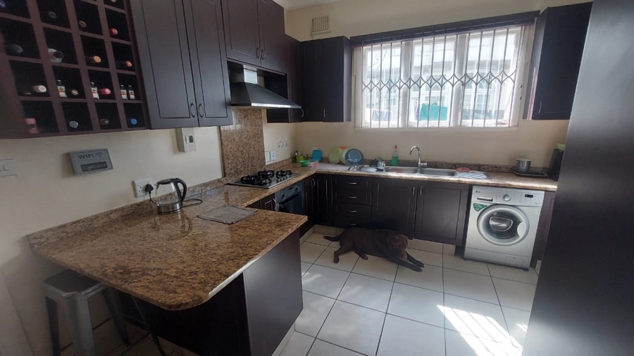 3 Bedroom Property for Sale in Glenwood KwaZulu-Natal