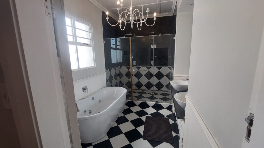 3 Bedroom Property for Sale in Glenwood KwaZulu-Natal