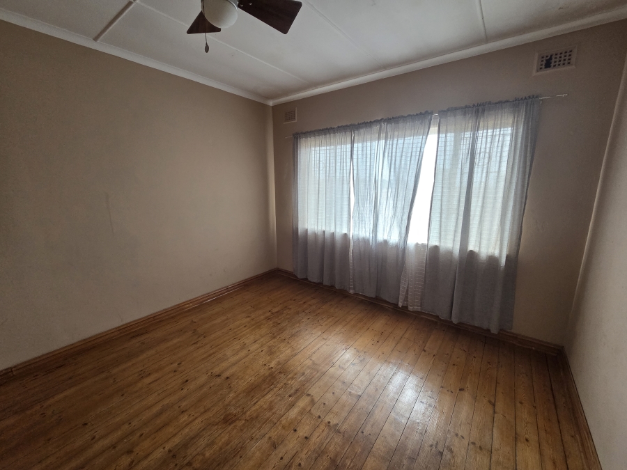 To Let 5 Bedroom Property for Rent in Bluff KwaZulu-Natal