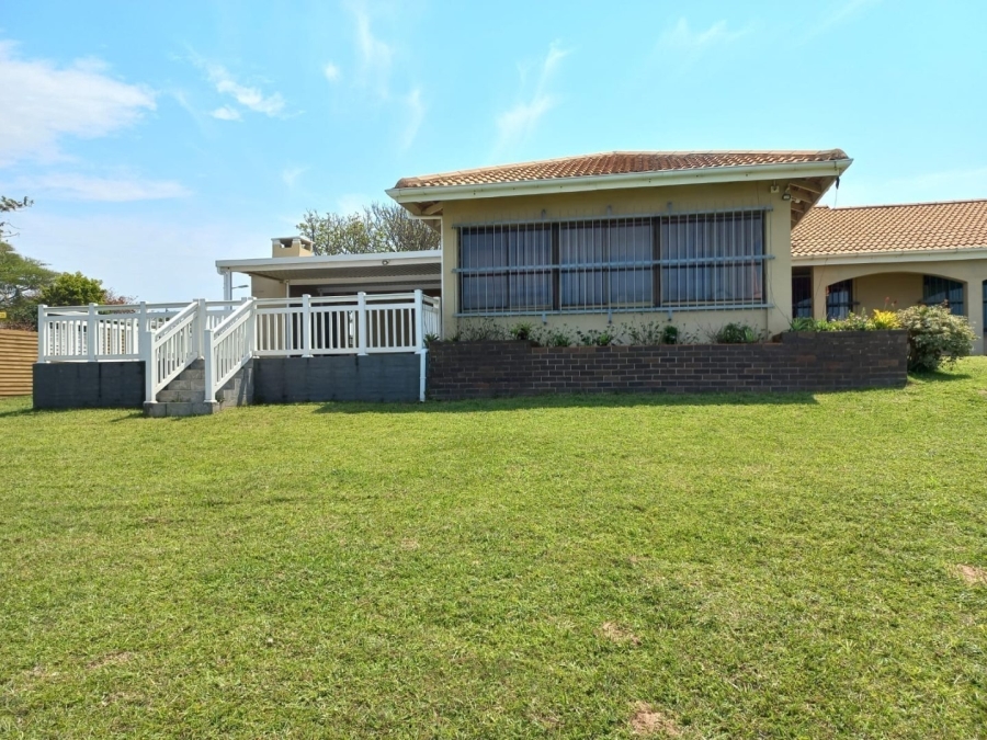 5 Bedroom Property for Sale in Uvongo KwaZulu-Natal