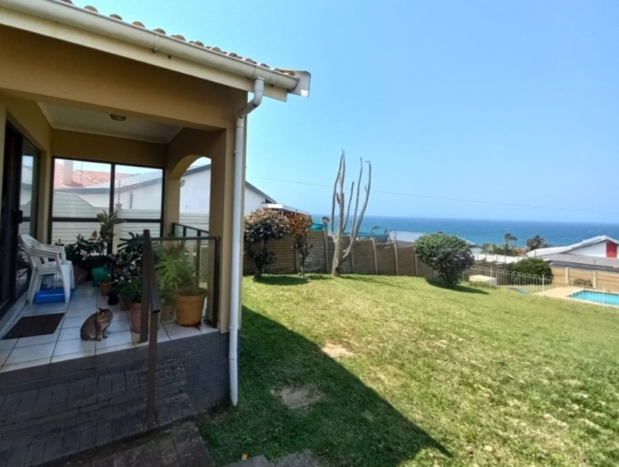 5 Bedroom Property for Sale in Uvongo KwaZulu-Natal