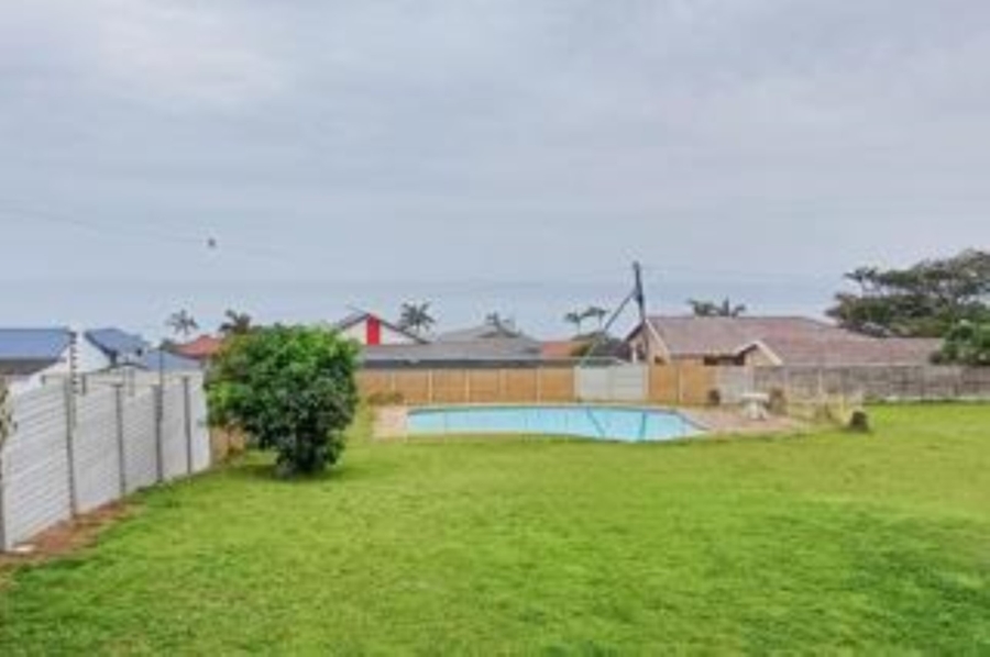 5 Bedroom Property for Sale in Uvongo KwaZulu-Natal