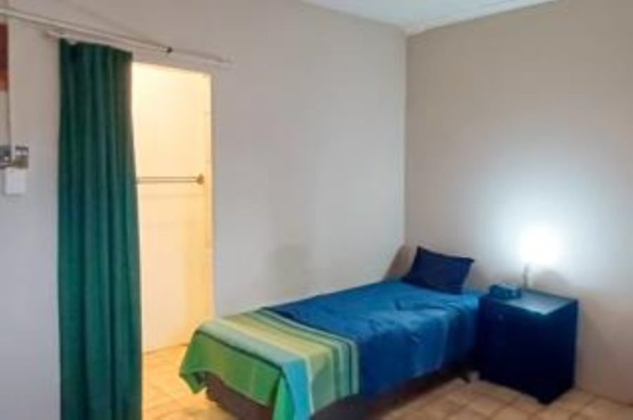 5 Bedroom Property for Sale in Uvongo KwaZulu-Natal