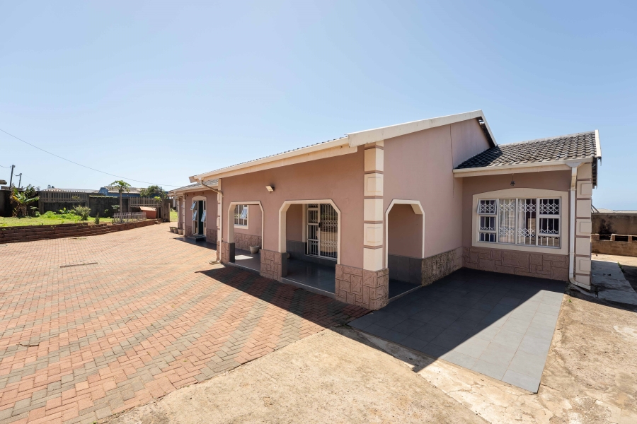 5 Bedroom Property for Sale in Umgababa South KwaZulu-Natal