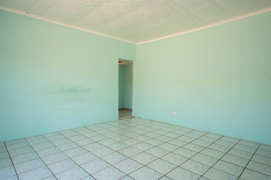 5 Bedroom Property for Sale in Umgababa South KwaZulu-Natal